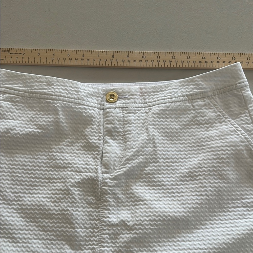 Lilly Pulitzer White Scalloped Skort 8 - Picture 4 of 7